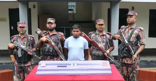 যশোরে ৪২০ গ্রাম স্বর্ণসহ এক পাচারকারী আটক